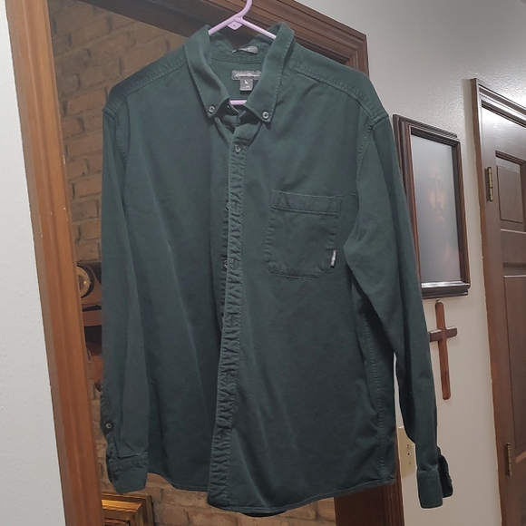 Eddie Bauer Other - Eddie Bauer Forest Green Men's Button-Down Shirt